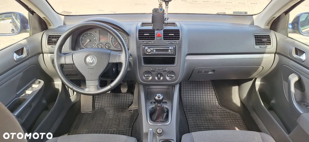 Volkswagen Golf 1.6 Trendline - 9