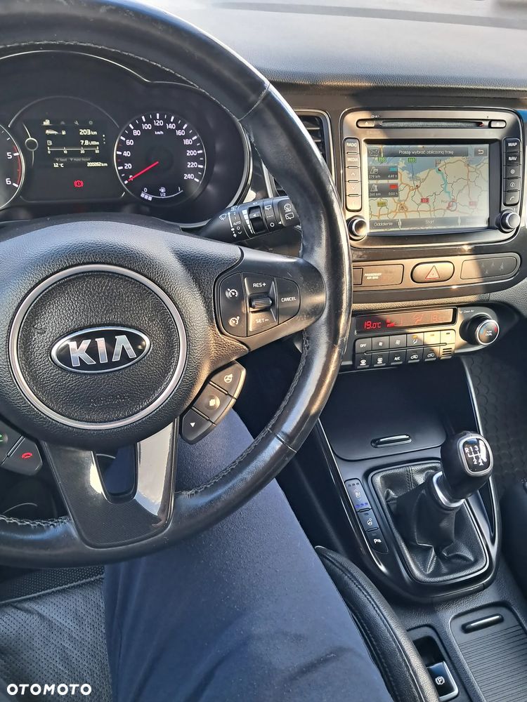 Kia Carens 1.7 CRDi XL 7os - 10