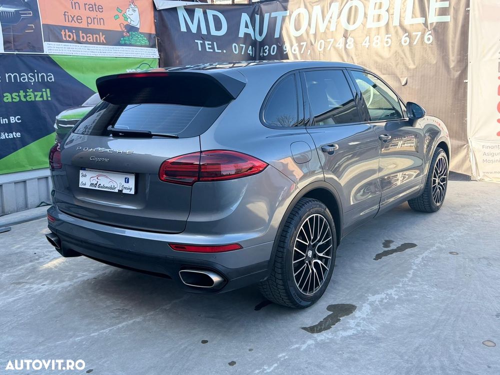 Porsche Cayenne 3.0 L - 31