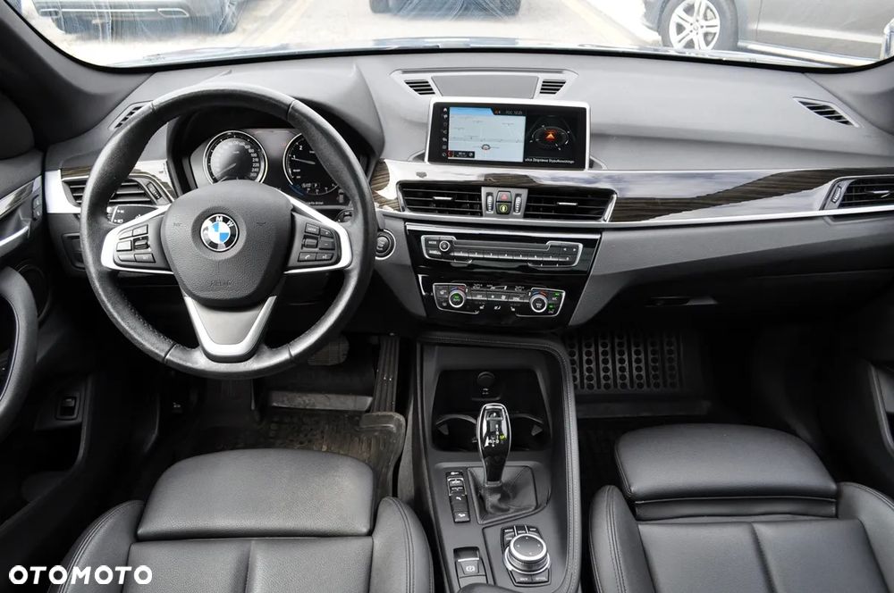 BMW X1 xDrive25i GPF Sport Line sport - 30