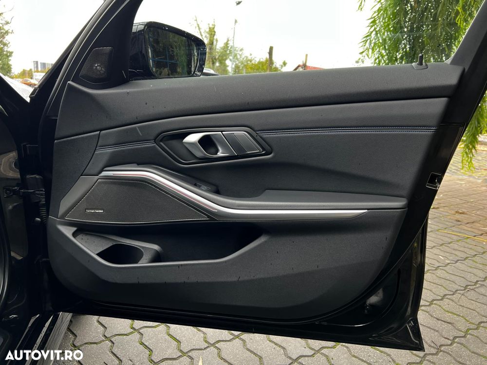 BMW M3 M340i xDrive AT MHEV - 39