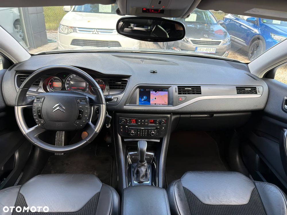 Citroën C5 2.0i 16V Exclusive Equilibre Navi - 8