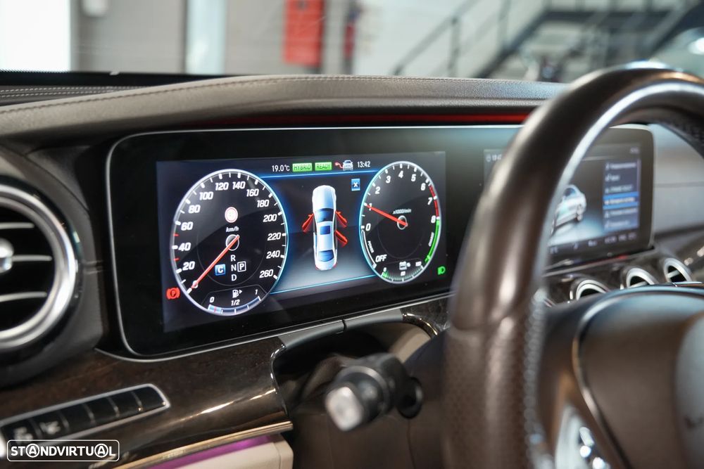 Mercedes-Benz E 350 e Avantgarde - 17