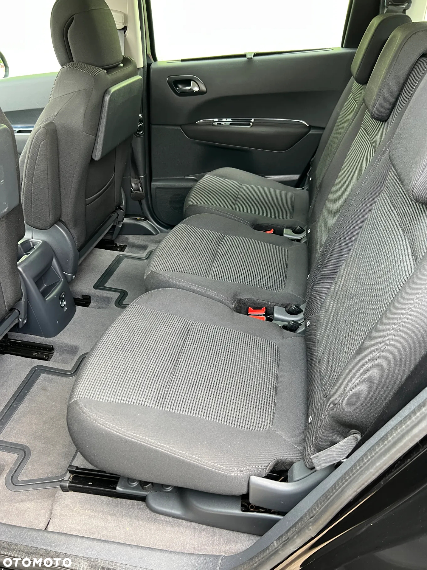 Peugeot 5008 - 11