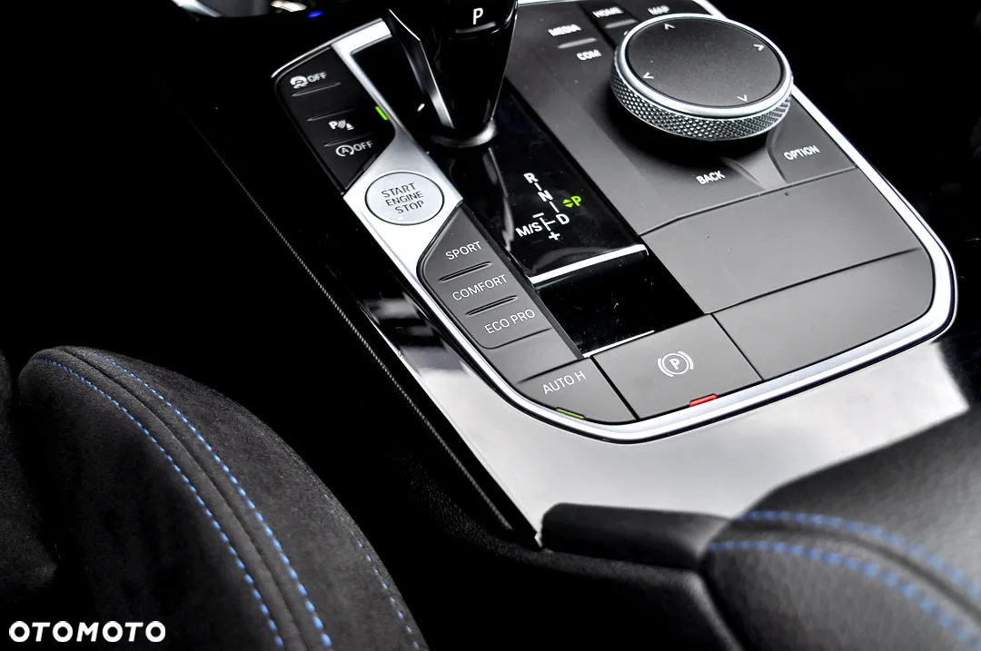BMW Seria 1 120i M Sport - 29