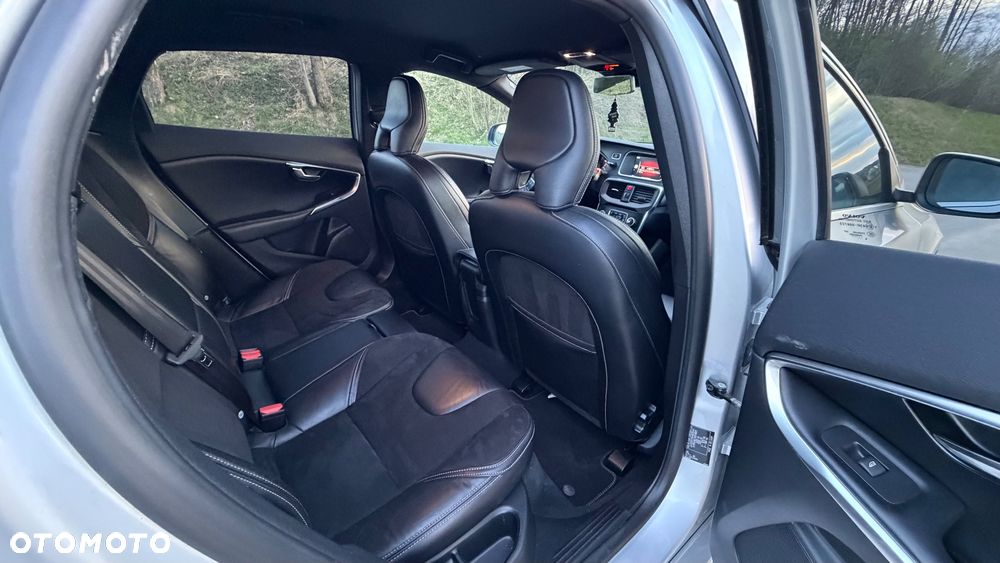 Volvo V40 D4 RDesign - 12