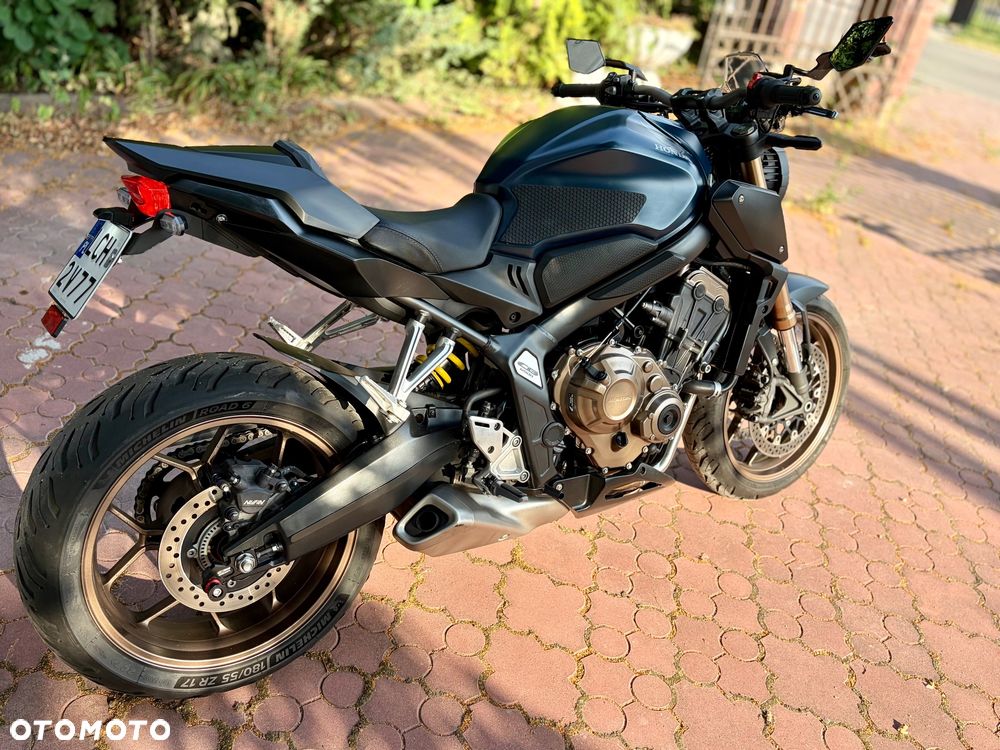 Honda CB - 4