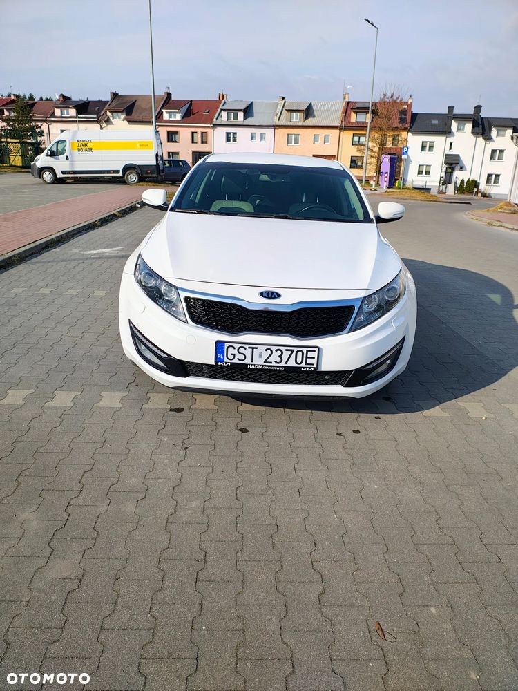 Kia Optima 2.0 L - 2
