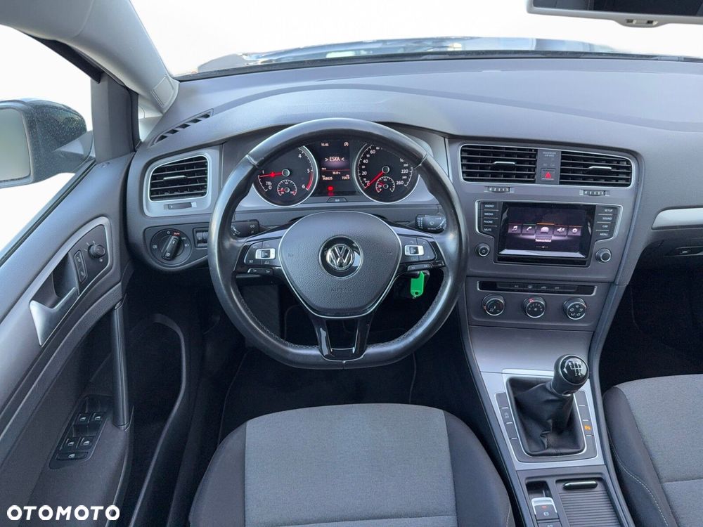 Volkswagen Golf Variant - 24