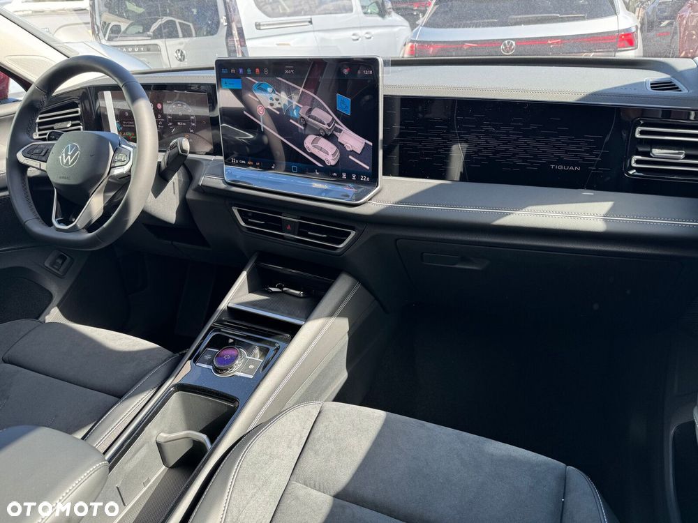 Volkswagen Tiguan 1.5 eTSI Elegance DSG - 22