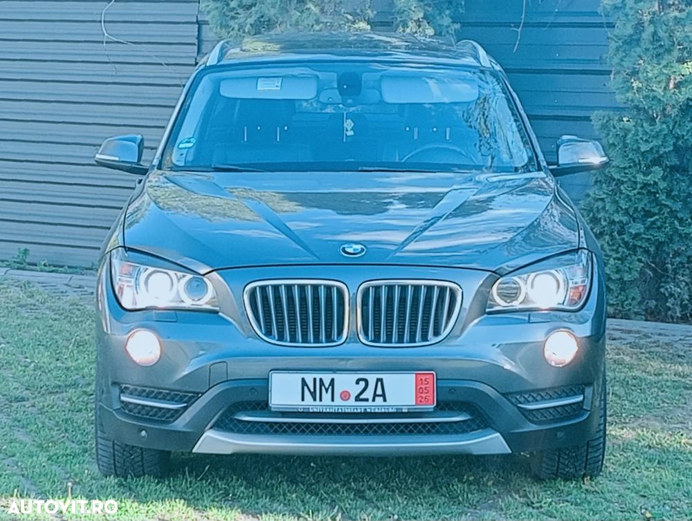 BMW X1 xDrive18d Sport Line - 1