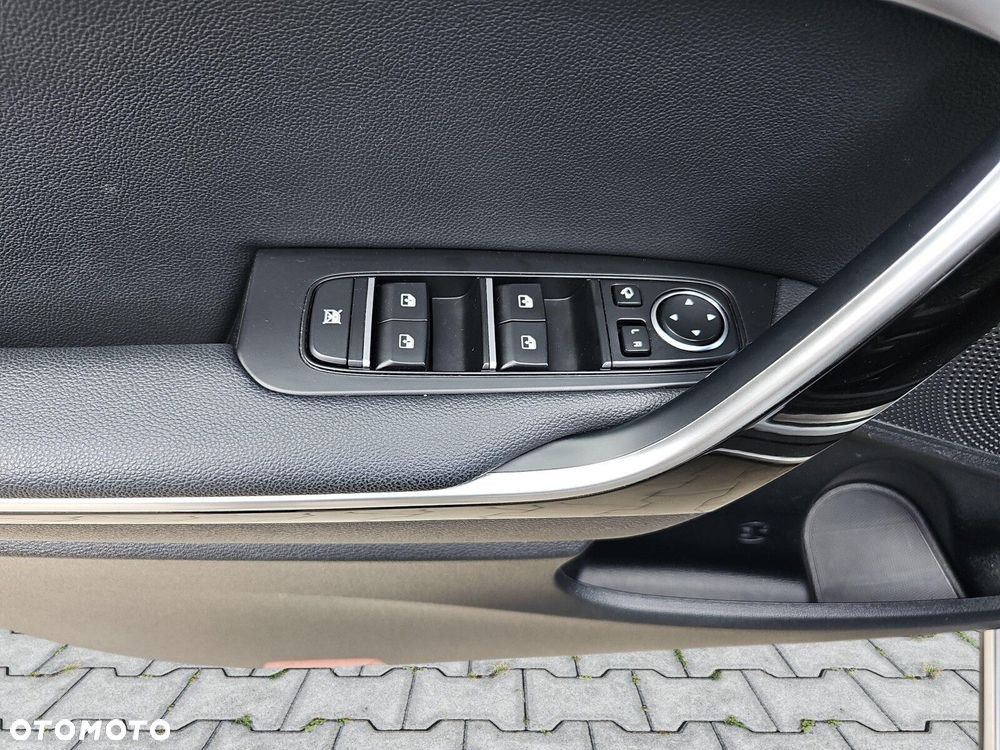 Kia XCeed 1.5 T-GDI Business Line - 34