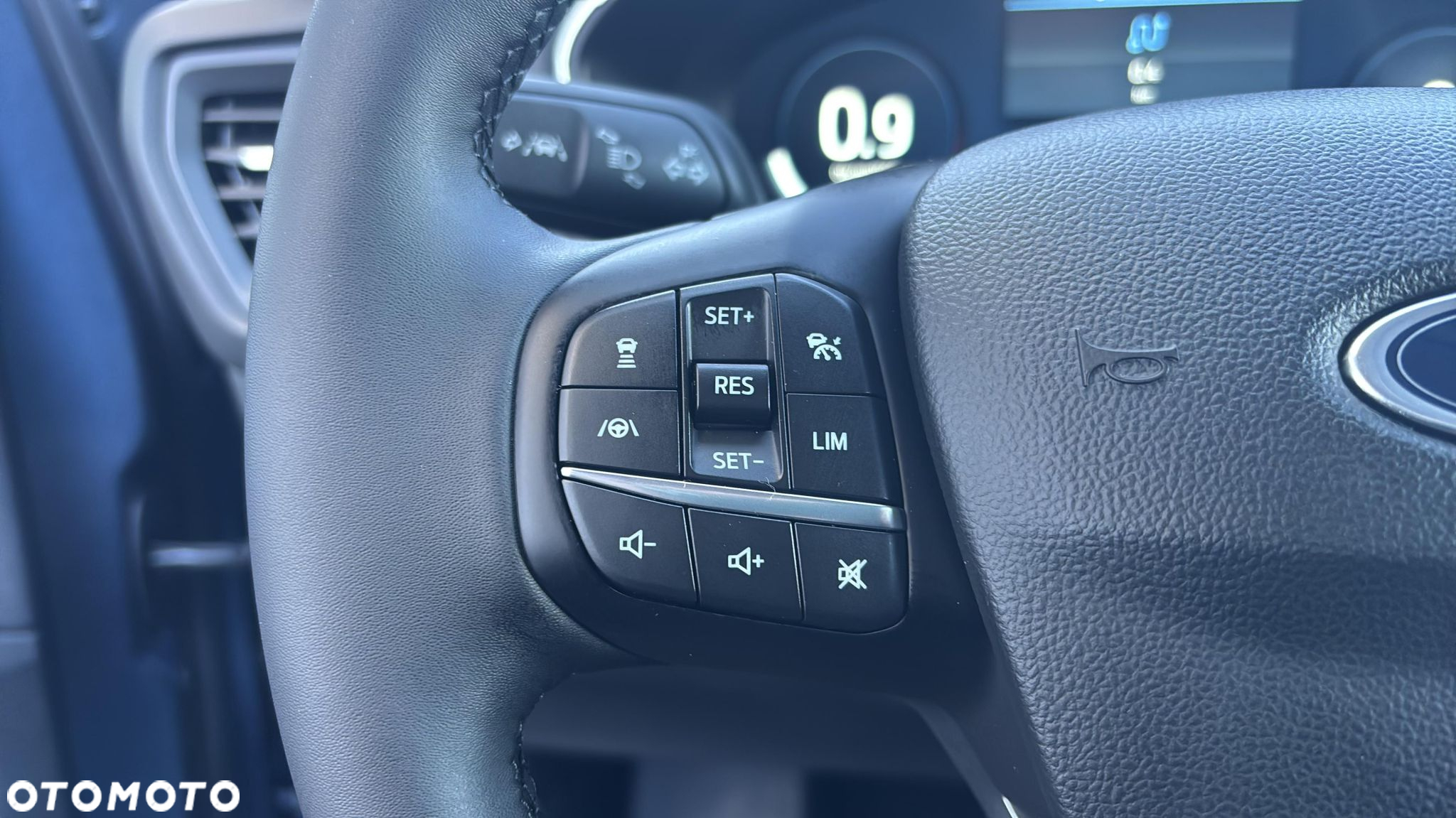Ford Focus 1.0 EcoBoost mHEV Active X - 16