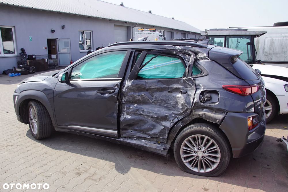 Auto na części - Hyundai Kona I 1.6 T-GDI 177 KM G4FJ D7UF1 YG7 2019R Silnik Skrzynia Drzwi Maska Błotnik Zderzak Klapa Lampa Lusterko Klamka Szyba Deska Kokpit Sterownik Moduł Czujnik Licznik Wyświetlacz Panel Kierownica - 5