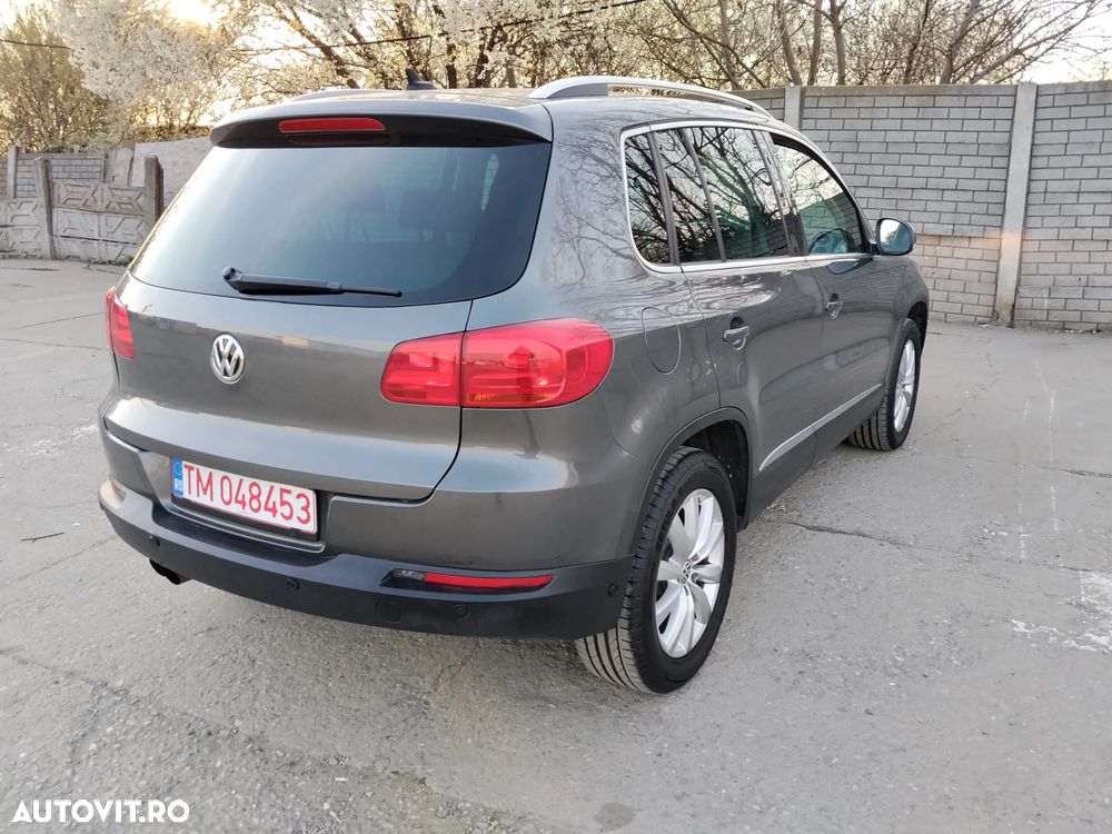 Volkswagen Tiguan - 4