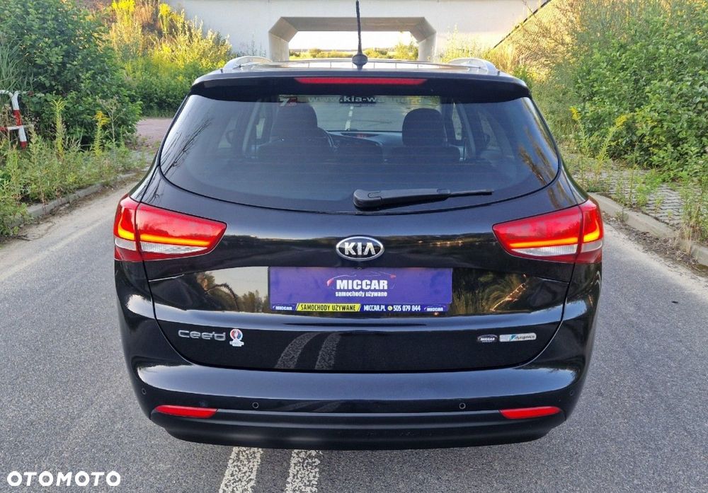 Kia Ceed 1.6 GDI Fifa World Cup Edition - 7
