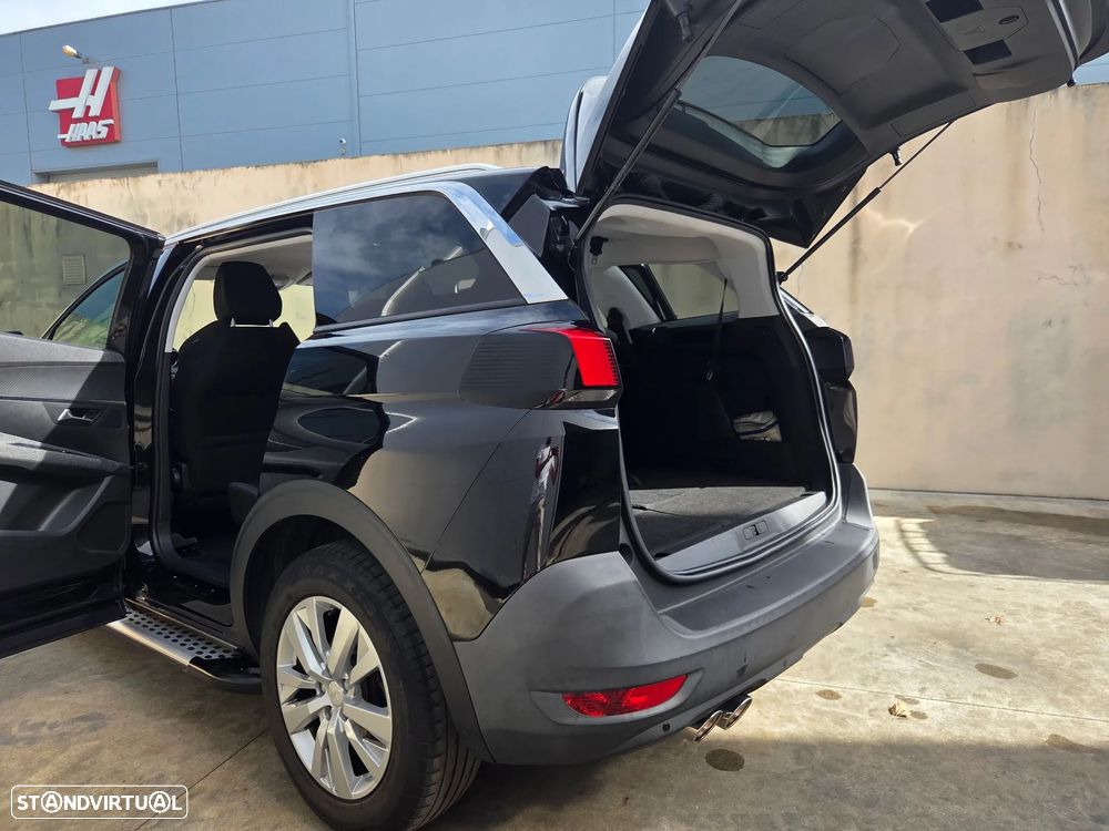 Peugeot 5008 - 11