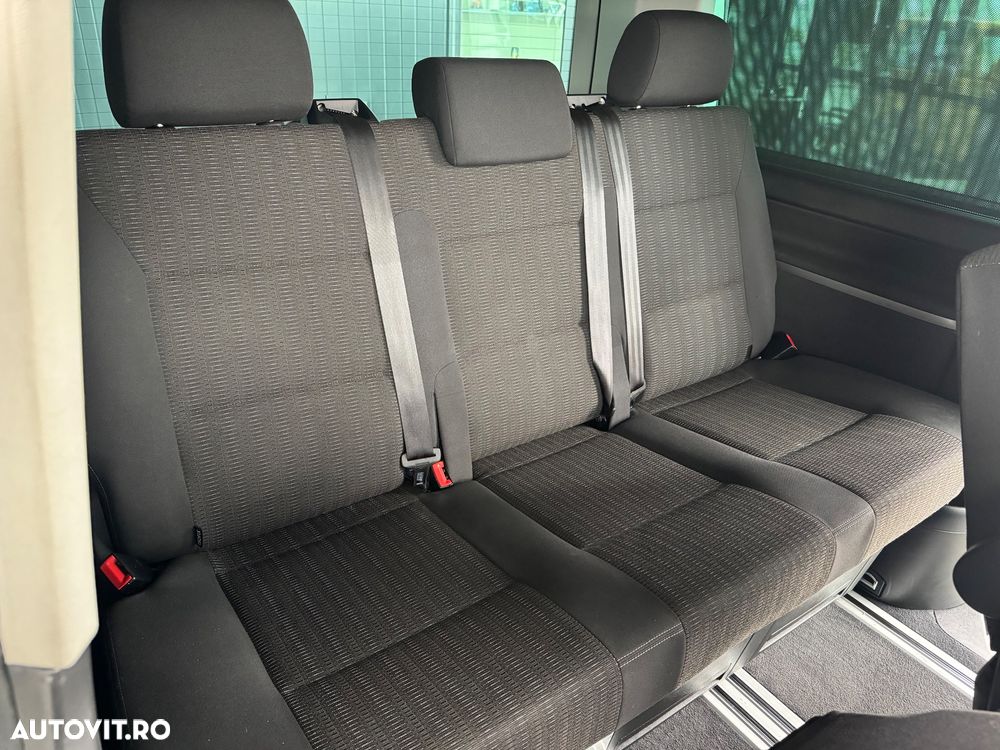 Volkswagen Multivan - 14