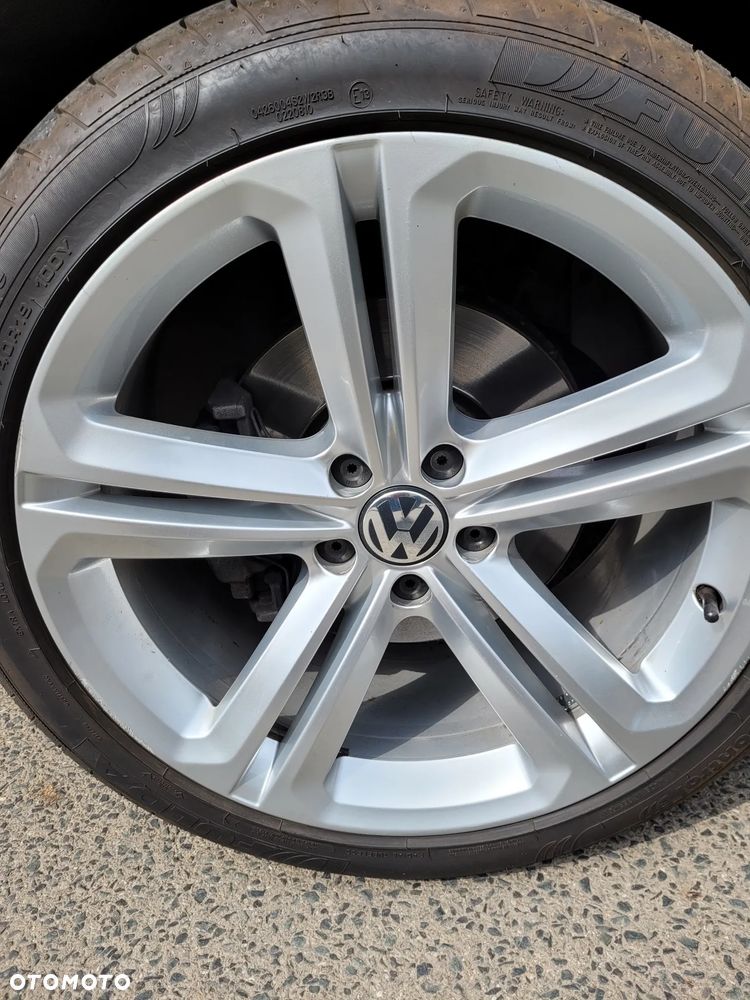 Volkswagen Tiguan 2.0 TDI 4Mot Perfectline R-Style DSG - 31