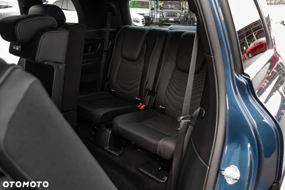 Mercedes-Benz GLB 200 Style 7G-DCT - 13