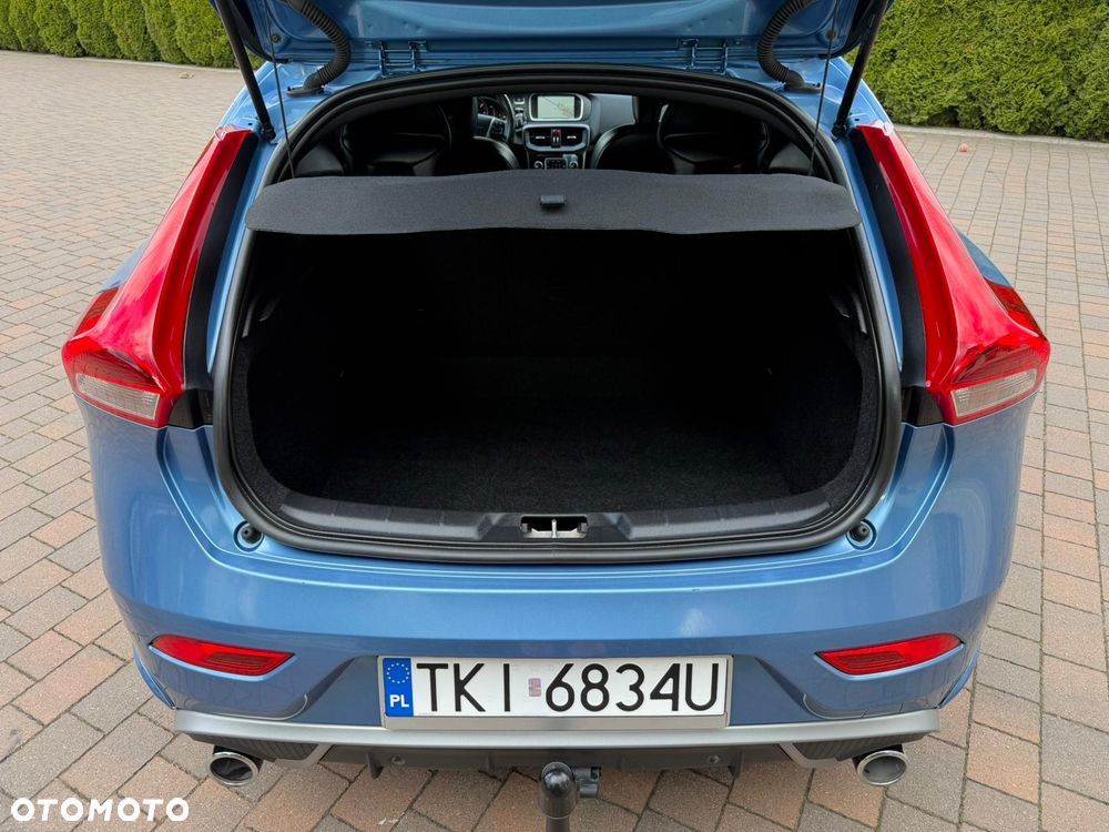 Volvo V40 D2 RDesign - 22