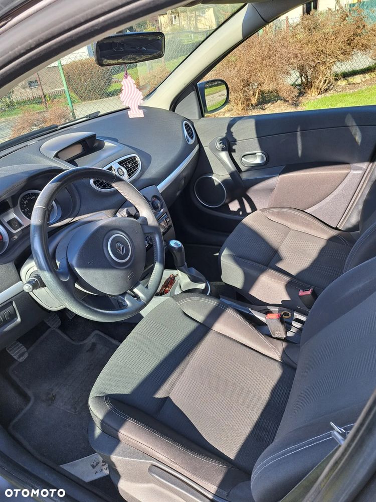 Renault Clio 1.2 16V Tech Run - 3