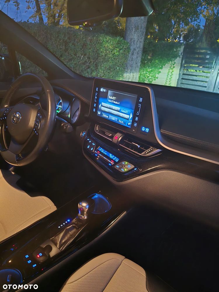 Toyota C-HR 1.8 Hybrid Selection - 8