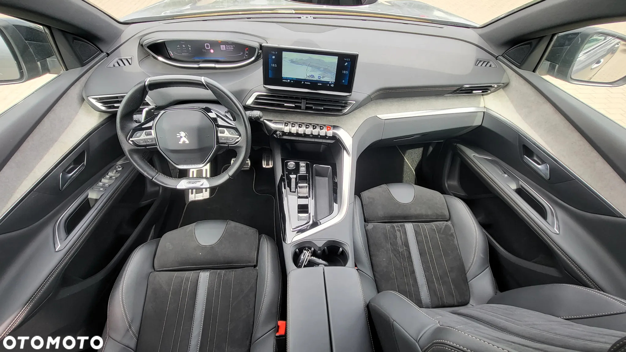 Peugeot 3008 1.5 BlueHDi GT S&S EAT8 - 26