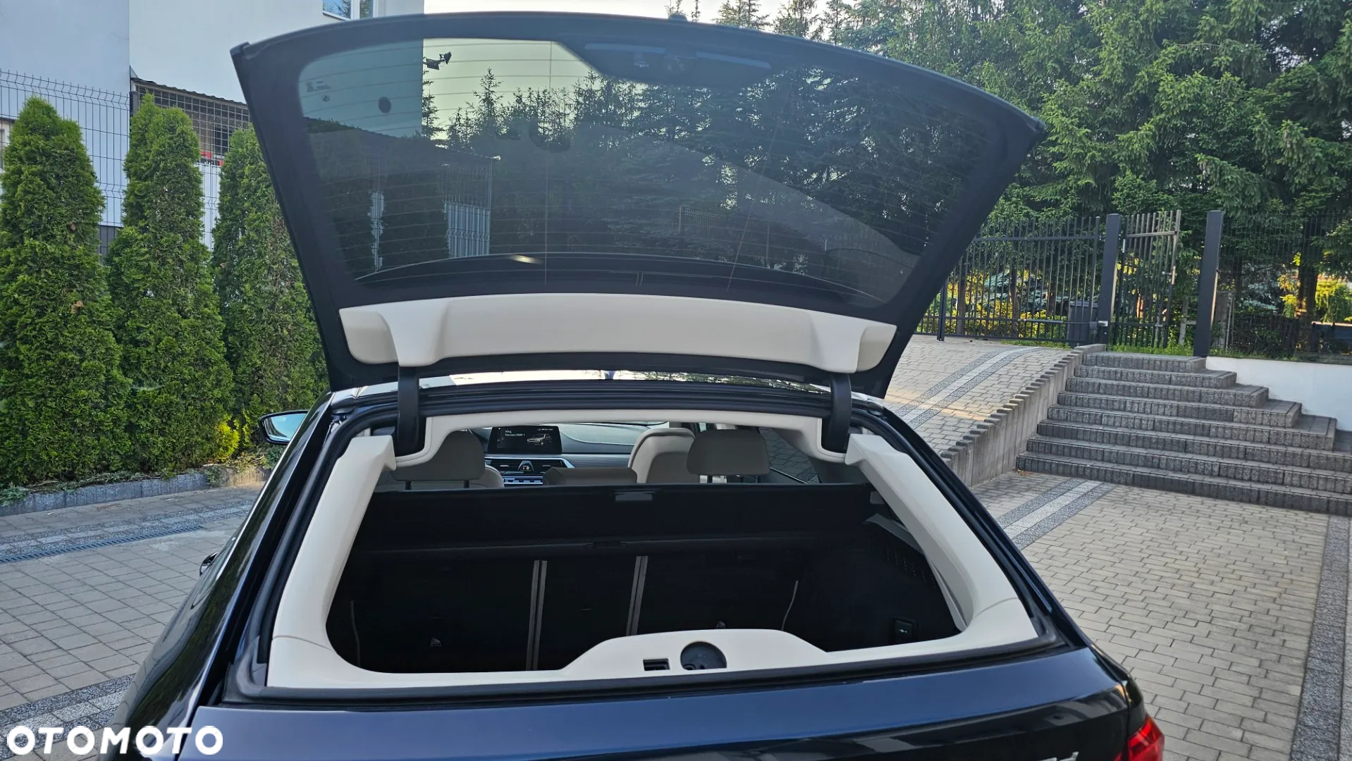 BMW Seria 5 530d xDrive Luxury Line - 22