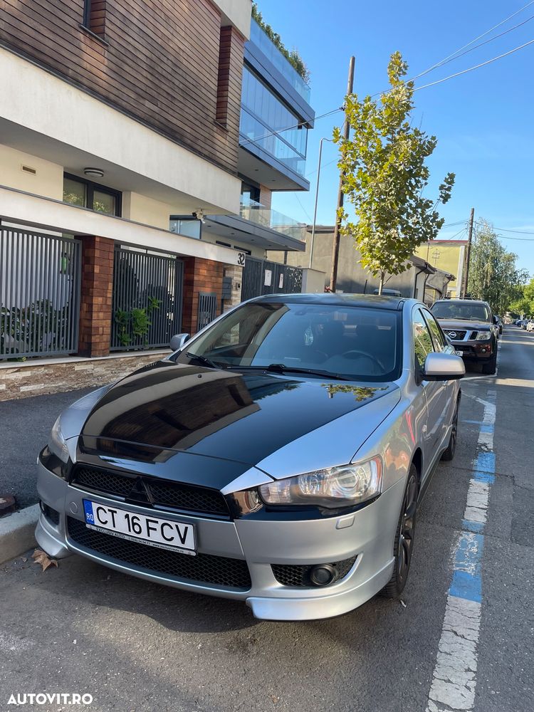 Mitsubishi Lancer 1.8 Instyle Aut - 1