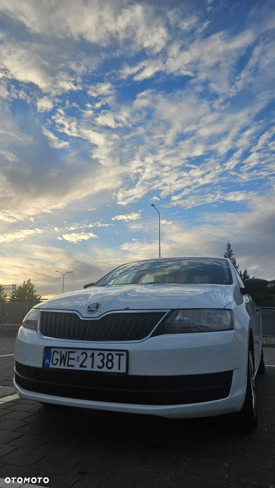 Skoda Rapid 2015 photo 4