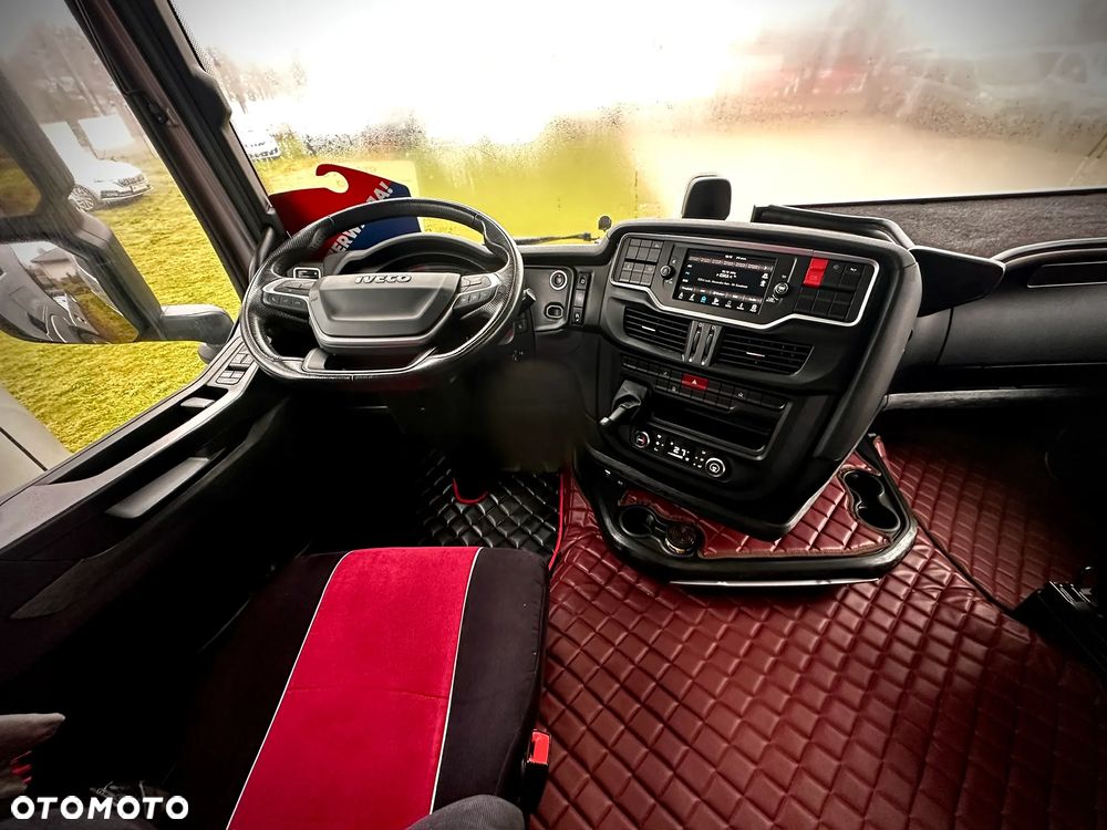 Iveco IVECO S-WAY 490 AS - 15