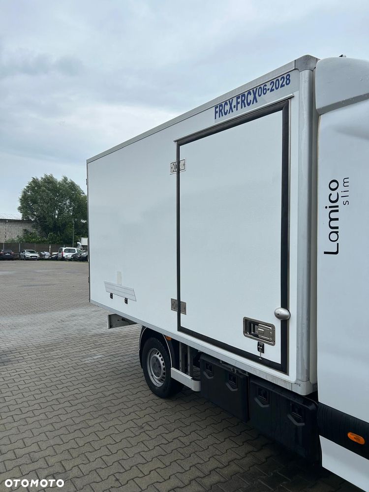 Mercedes-Benz Sprinter - 8