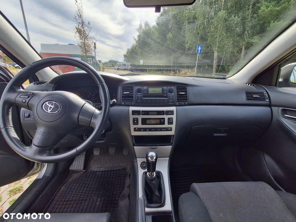 Toyota Corolla 1.4 VVT-i - 10
