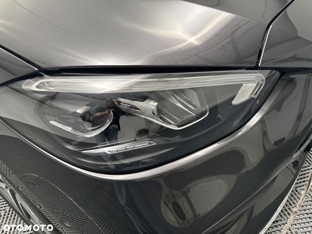 Mercedes-Benz Klasa C 300 d 4Matic 9G-TRONIC AMG Line - 28