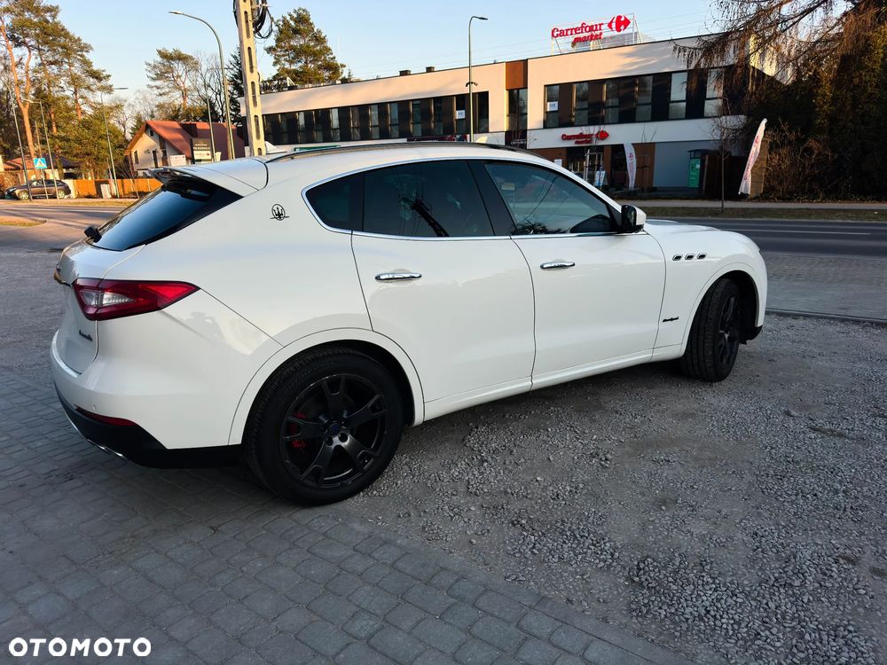 Maserati Levante Q4 GranSport - 11