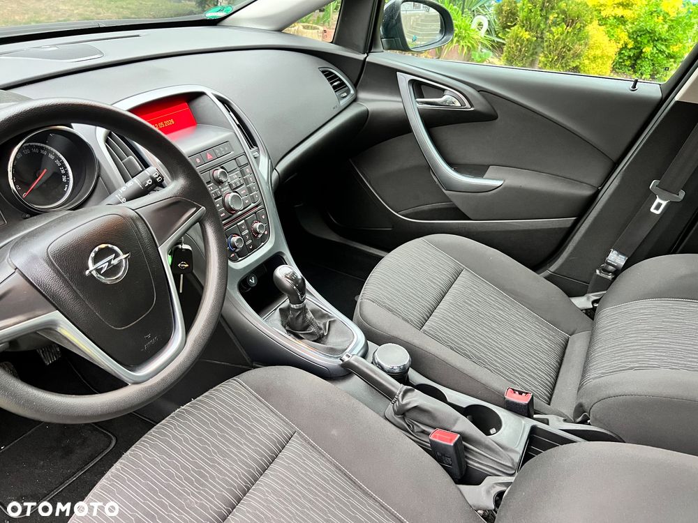 Opel Astra 1.7 CDTI DPF Exklusiv - 8