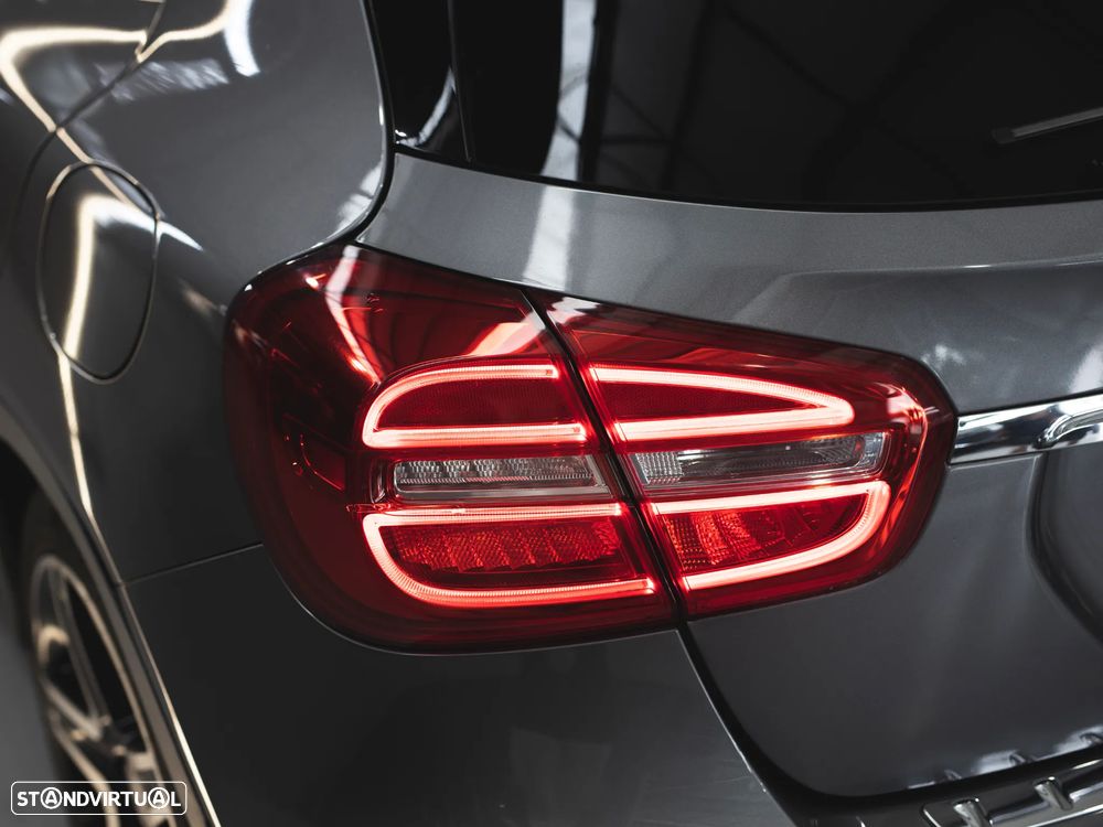 Mercedes-Benz GLA 180 (CDI) d 7G-DCT AMG Line - 11