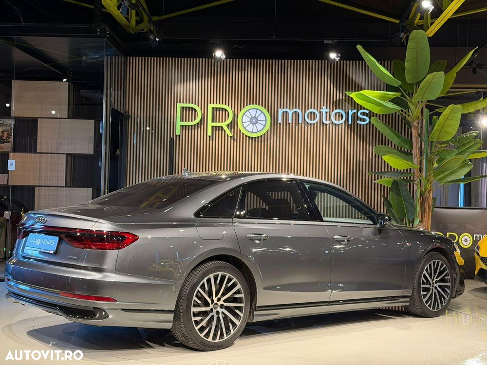 Audi A8 55 TFSI quattro Tiptronic MHEV - 12