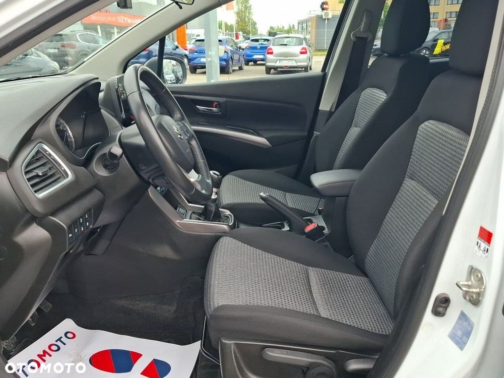 Suzuki SX4 S-Cross - 11