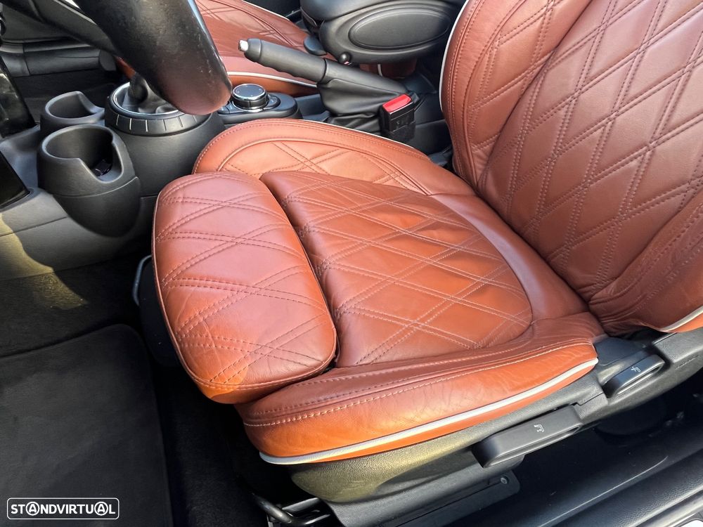 MINI Cabrio Cooper S Sidewalk - 17