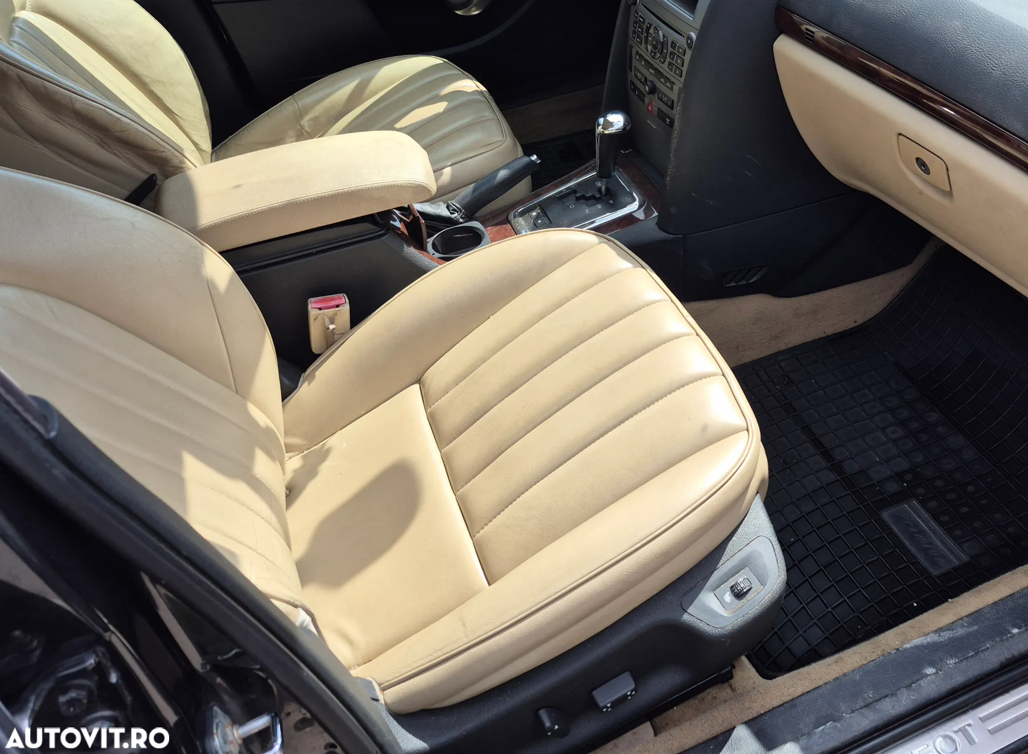 Peugeot 407 SW HDi 135 Automatik JBL - 23