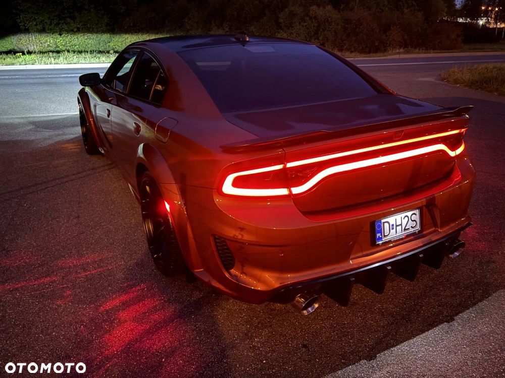 Dodge Charger 6.4 Scat Pack Widebody - 29