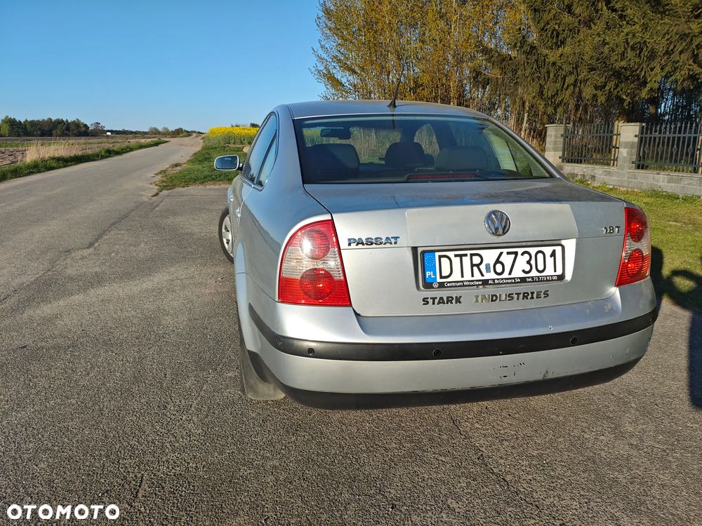 Volkswagen Passat 1.8T Trendline - 4