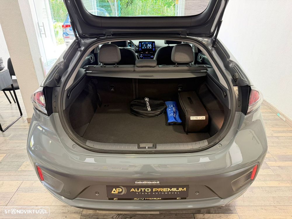 Hyundai Ioniq 1.6 GDI PHEV Tech - 26