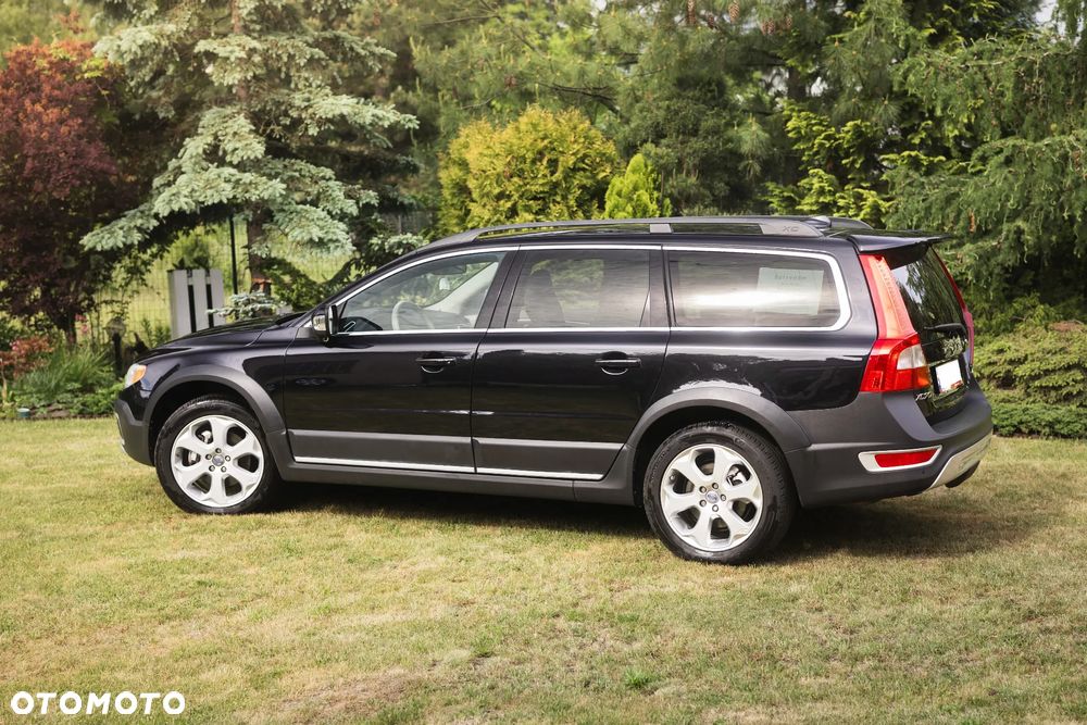Volvo XC 70 D5 AWD Summum - 3