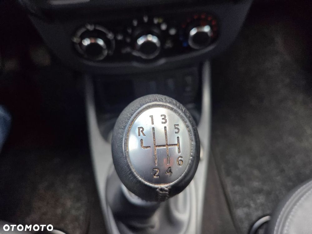 Dacia Duster 1.2 TCe Laureate - 22