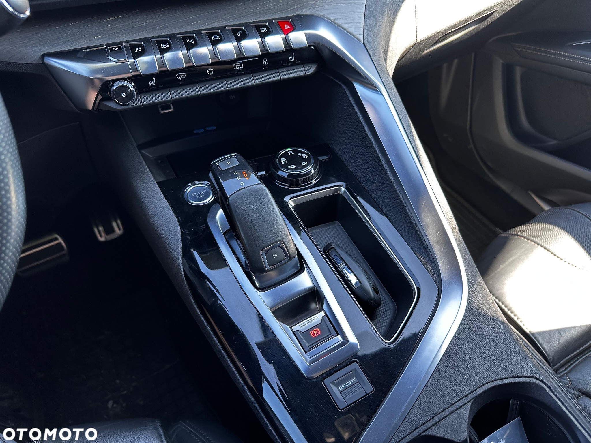 Peugeot 5008 2.0 BlueHDI GT S&S EAT6 - 28