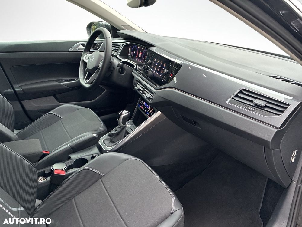 Volkswagen Taigo 1.5 TSI DSG Style - 12