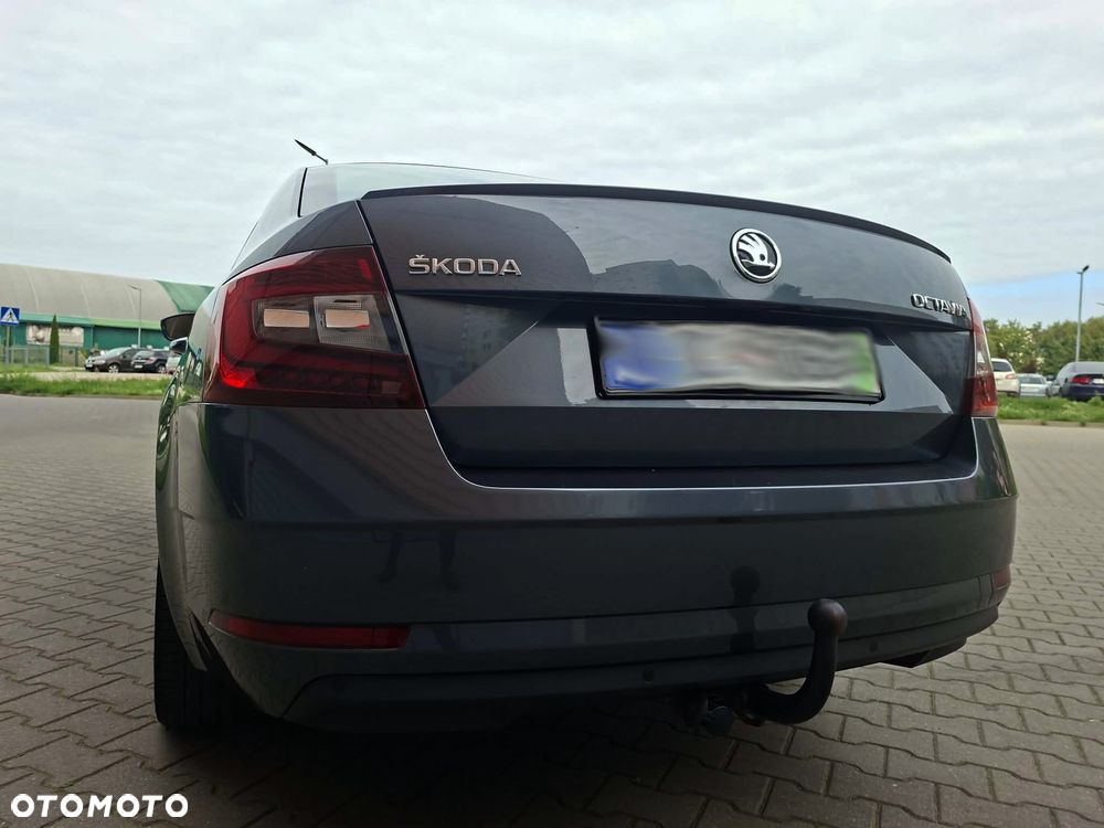 Skoda Octavia 1.5 TSI ACT DSG Style - 23